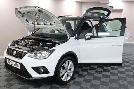 SEAT Arona TSI SE TECHNOLOGY 16