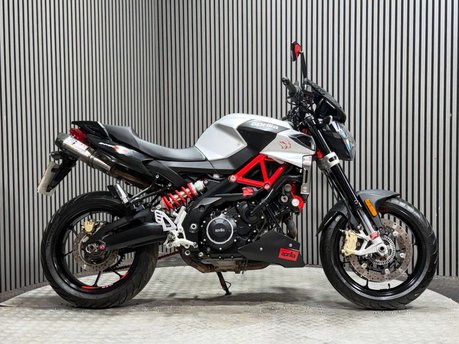 Aprilia Shiver 2018 16K GREAT RUNNING PROJECT BIKE SUPERMOTO 900CC
