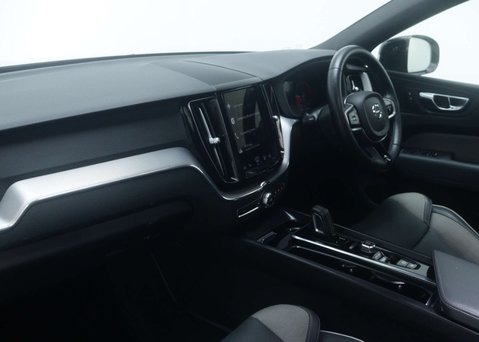 Volvo XC60 2.0 XC60 R-Design T6 Recharge AWD Auto 4WD 5dr 46