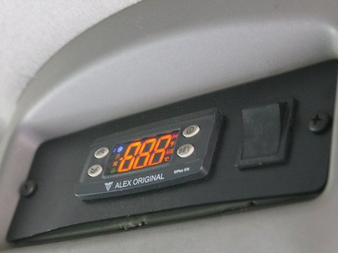 Renault Master 2.3 dCi 35 Business FWD MWB Medium Roof Euro 6 5dr 28