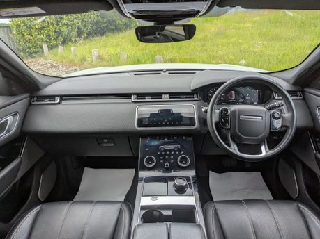 Land Rover Range Rover Velar 2.0 Range Rover Velar SE D180 Auto 4WD 5dr 10