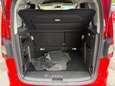 Ford Tourneo Courier ZETEC TDCI 4