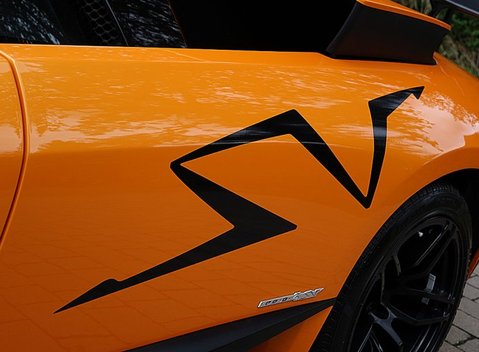 Lamborghini Murcielago LP 670-4 SV 7