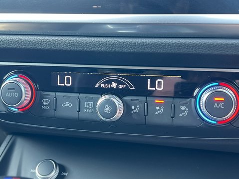Audi Q3 TFSI QUATTRO S LINE 23