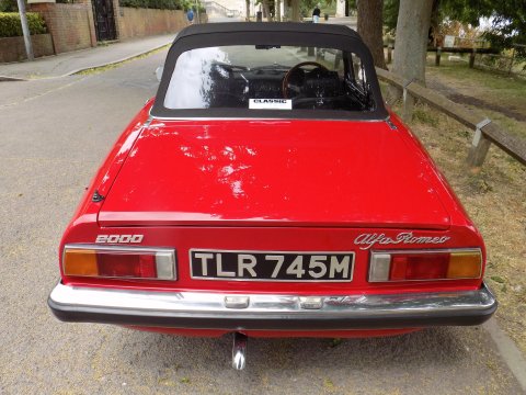 Alfa Romeo Spider 2000 Spider Veloce 10