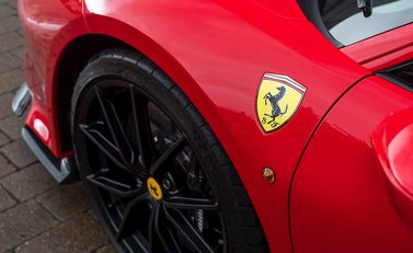 Ferrari 488 Pista 22