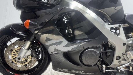 Honda CBR CBR918 1997 ONLY 21K RUNNING SPORTS PROJECT BIKE CLASSIC 26