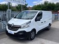 Renault Trafic 2.0 dCi ENERGY 28 Business+ Panel Van 5dr Diesel Manual SWB Standard Roof E 29