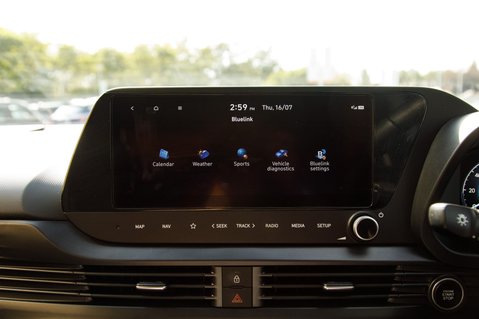 Hyundai i20 T-GDI ULTIMATE MHEV 32