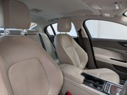 Jaguar XE 2.0 XE Portfolio i Auto 4dr 37
