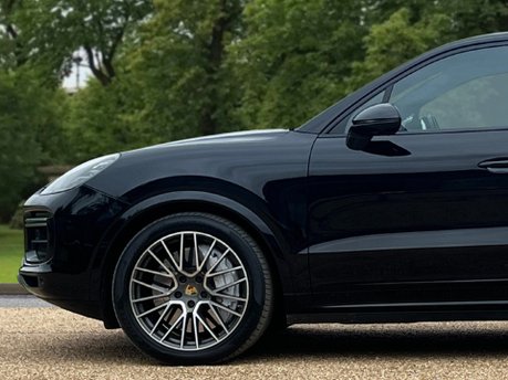 Porsche Cayenne V8 TURBO TIPTRONIC 10