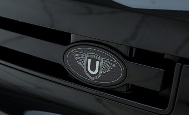 Land Rover Defender 90 V8 P525 Urban 27