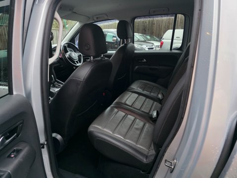 Volkswagen Amarok DC V6 TDI HIGHLINE 4MOTION 19