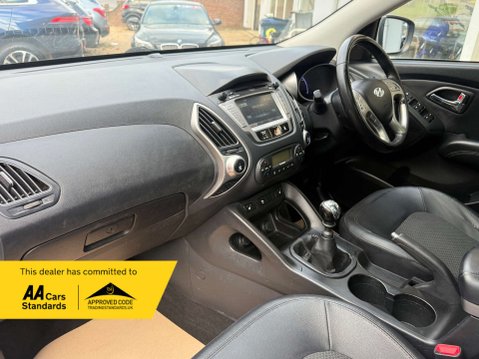 Hyundai ix35 2.0 ix35 Premium 4WD CRDi 134 4WD 5dr 29
