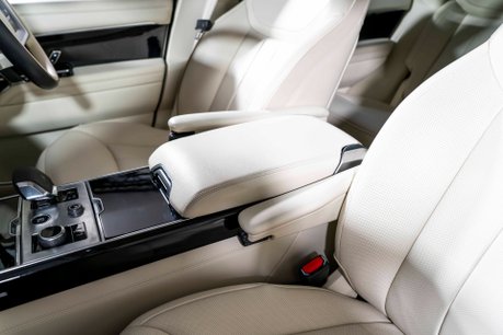 Land Rover Range Rover HSE. NOW SOLD. SIMILAR REQUIRED. PLEASE CALL 01903 254800. 48