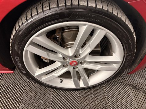 Jaguar XE 2.0i R-Sport Auto Euro 6 (s/s) 4dr 38