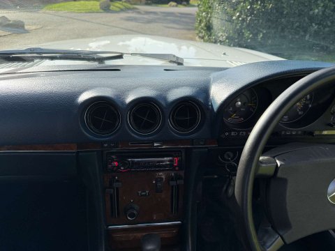 Mercedes-Benz 300 3.0 SL Convertible 2dr Petrol Automatic (188 bhp) 18