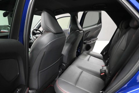 Lexus LBX 1.5 LBX Premium + CVT 5dr 14