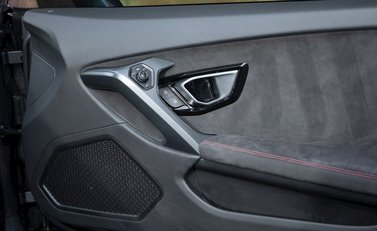 Lamborghini Huracan LP 580-2 18