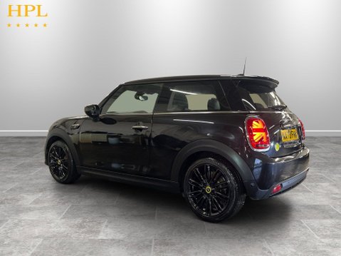 Mini Hatch Cooper SE 32.6kWh Level 2 Hatchback 3dr Electric Auto (184 ps) 5