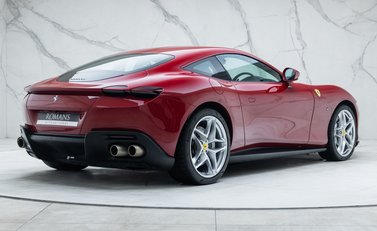 Ferrari Roma 6
