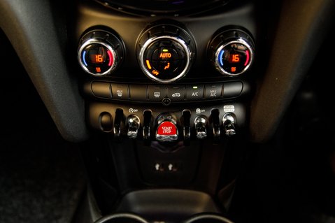 Mini Convertible COOPER S 29