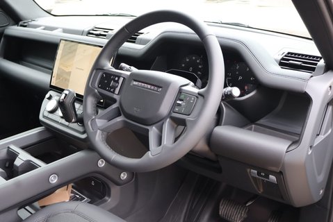 Land Rover Defender 110 2026 HARD TOP D250 X-DYNAMIC  PPF WORLD TOUR REAR SEATS HUGE SPEND  24