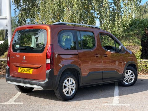 Peugeot Rifter 1.5 BlueHDi Allure Standard MPV 5dr Diesel Manual Euro 6 (s/s) (130 ps) 32