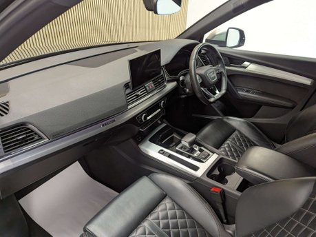 Audi SQ5 3.0 SQ5 TDI MHEV Quattro Auto 4WD 5dr 31