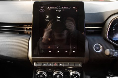 Renault Clio E-TECH ENGINEERED PHEV 29