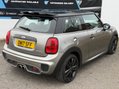 Mini Hatch 2.0 Cooper S Euro 6 (s/s) 3dr 22