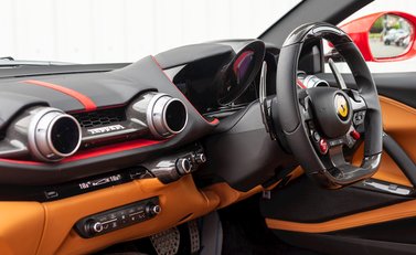 Ferrari 812 Superfast 16