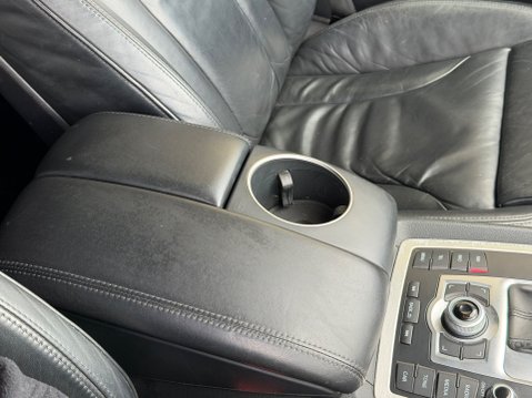 Audi Q7 TDI QUATTRO S LINE PLUS 23