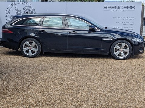 Jaguar XF PORTFOLIO 10
