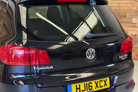 Volkswagen Tiguan 2.0 TDI BlueMotion Tech Match Edition SUV 5dr Diesel Manual 4WD Euro 6 (s/s 81