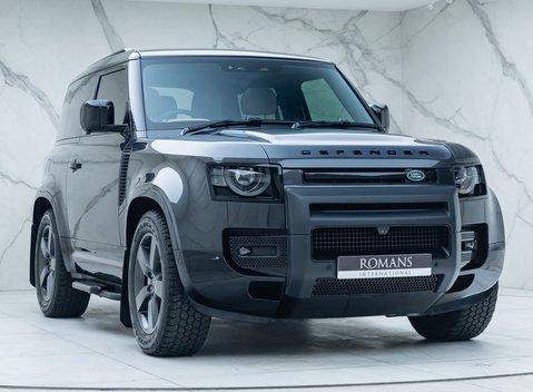 Land Rover Defender 90 D350 X-DYNAMIC HSE 8