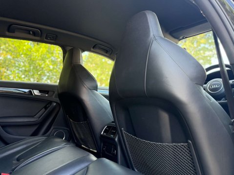 Audi RS4 4.2 RS 4 FSI Quattro Auto 4WD 5dr 18