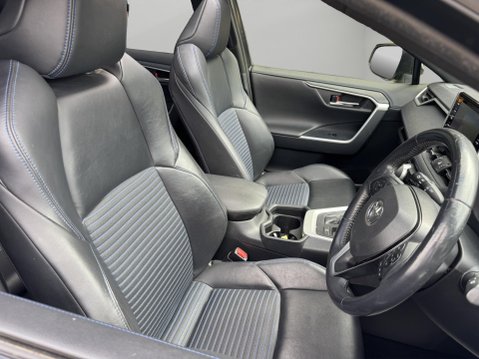 Toyota Rav4 2.5 VVT-h Dynamic CVT Euro 6 (s/s) 5dr 11