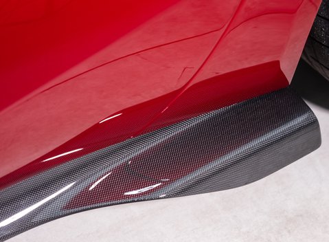 Ferrari 812 Competizione 40