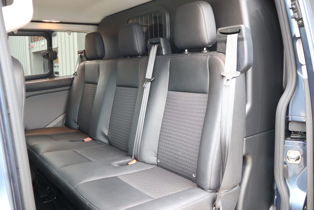 Ford Transit Custom 320 SPORT L1H1 DCIV DOUBLE CAB  Auto   PRICE MATCH OFFER  WAS 29950  24