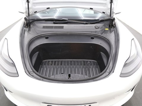 Tesla Model 3 (Dual Motor) Long Range Auto 4WDE 4dr 26