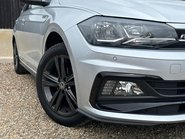 Volkswagen Polo R-LINE TSI DSG 10