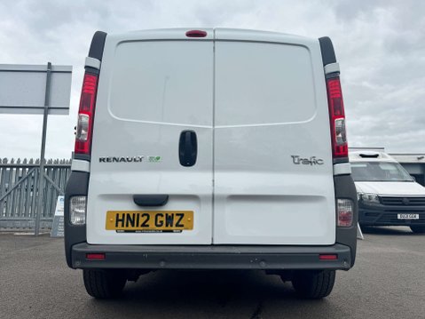 Renault Trafic 2.0 dCi LL29 eco Panel Van 3dr Diesel Manual L3 H1 (Phase 3) (180 g/km, 115 21