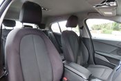 BMW 1 Series 1.5 118i SE DCT Euro 6 (s/s) 5dr 8