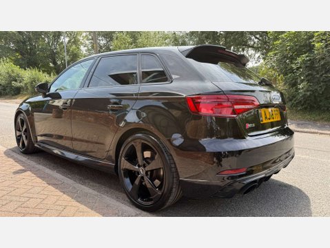 Audi RS3 2.5 RS 3 Sportback TFSI Quattro Semi-Auto 4WD 5dr 16