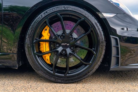 Porsche 718 4.0 718 Cayman GT4 3dr 6
