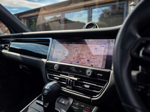 Porsche Macan 2.9 Macan S Semi-Auto 4WD 5dr 29