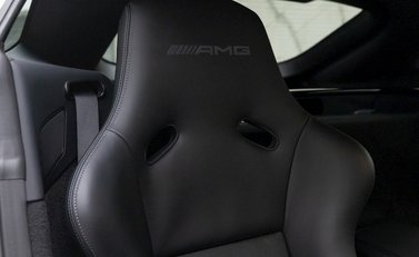 Mercedes-Benz AMG GT R GT R Premium 11