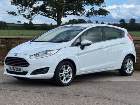 Ford Fiesta 1.25 Zetec Euro 6 5dr 2