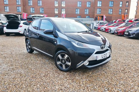 Toyota Aygo 1.0 VVT-I X-CLUSIV LOW INSURANCE! LOOK! JUST £20 TAX!